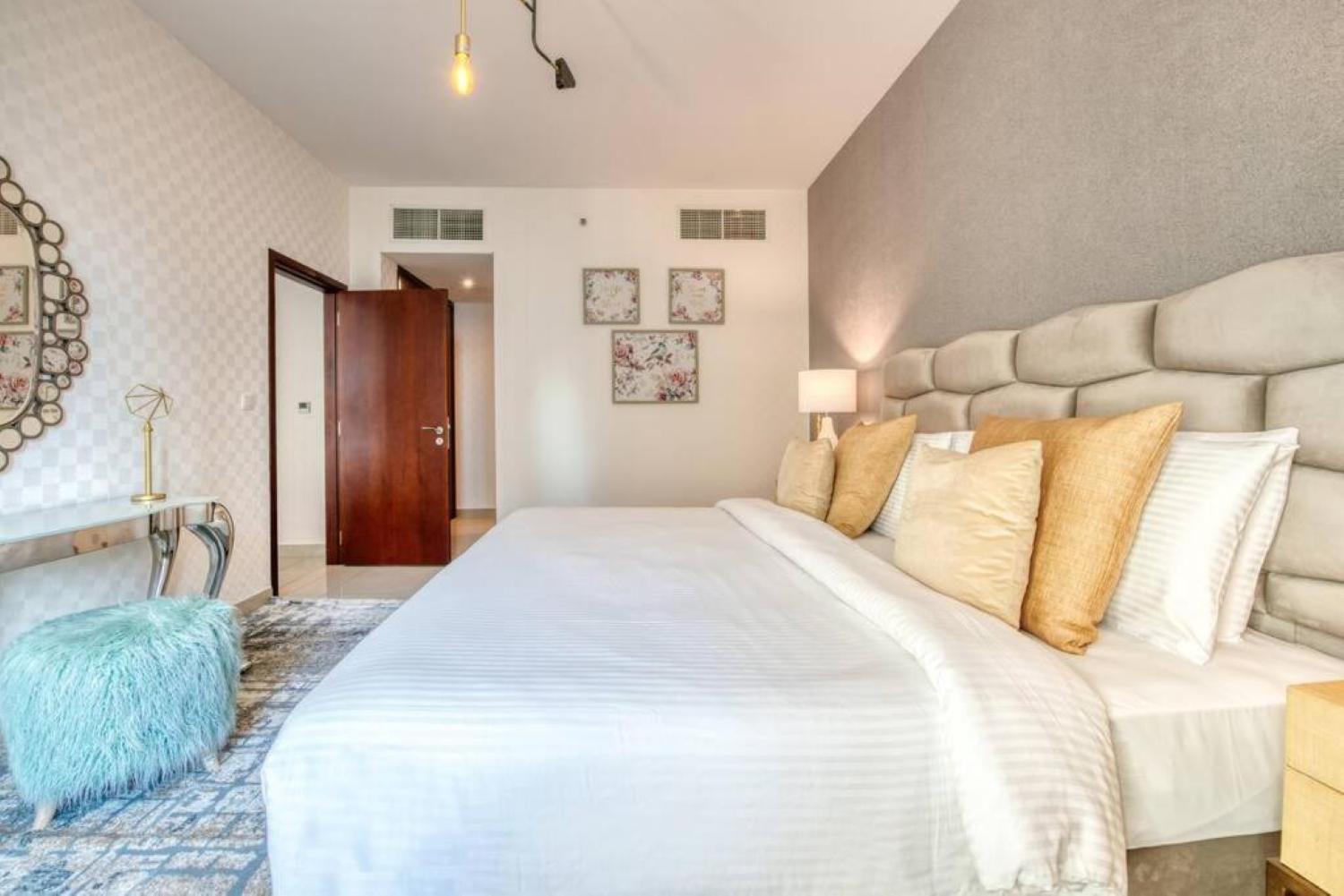 Apartment Bellavista - Magnificent - 3br - 29 Boulevard - Partial Burj Khalifa & Fountain Views *